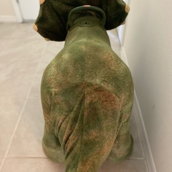 Playskool Kota My Triceratops Dinosaur Animatronic Life-Sized 3ft. - Picture 8 of 9